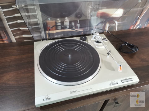 Gramofon Technics SL-B210, Made in Japan Gramofon Technics SL-B210, Made in Japan
