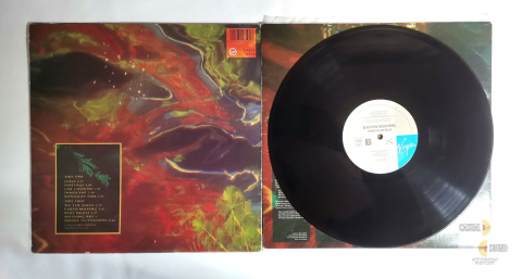 Mike Oldfield - Earth Moving Mike Oldfield - Earth Moving