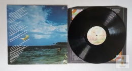 10 CC - Bloody Tourists