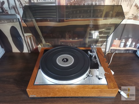 Gramofon Lenco B55 - Made in Switzerland, bardzo ładny stan techniczny i wizualny Gramofon Lenco B55 - Made in Switzerland, bardzo ładny stan techniczny i wizualny