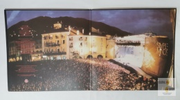 Simply Minds Live - In the city of light