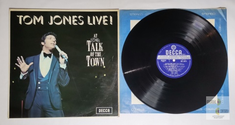 Tom Jones - At the talk of the town